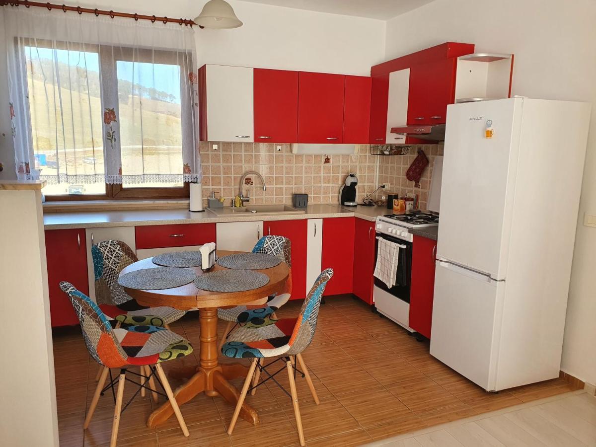 Apartament La Casa In Curte Comuna Διαμέρισμα Codlea Εξωτερικό φωτογραφία